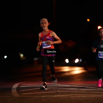 Runner Photo 4976562