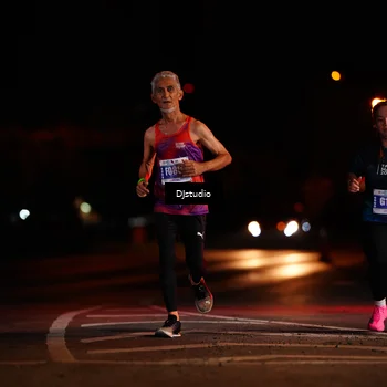 Runner Photo 4976563
