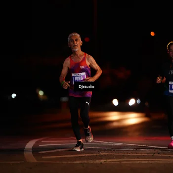 Runner Photo 4976565
