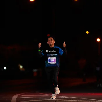 Runner Photo 4976659