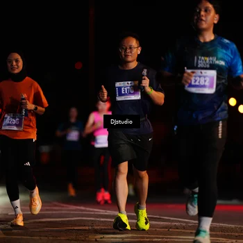 Runner Photo 4976757
