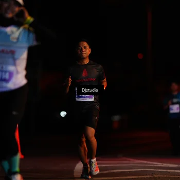 Runner Photo 4976856