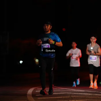 Runner Photo 4976876