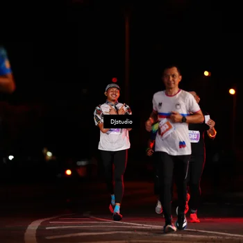 Runner Photo 4977000