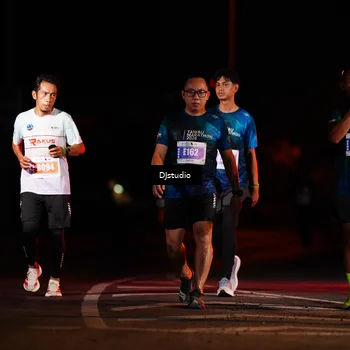 Runner Photo 4977277
