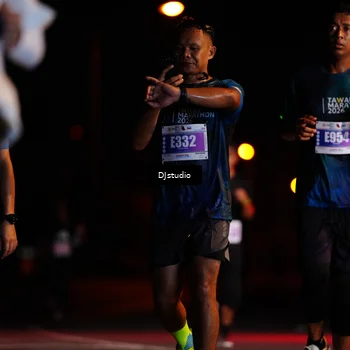 Runner Photo 4977297