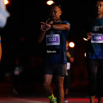 Runner Photo 4977304