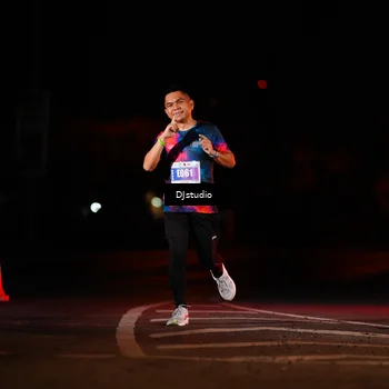 Runner Photo 4977361