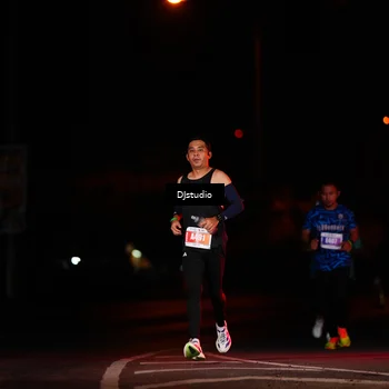 Runner Photo 4977369