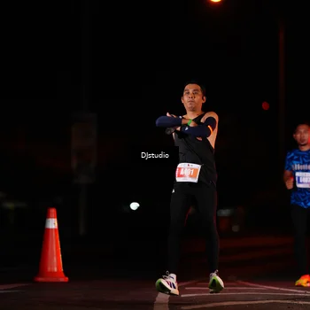 Runner Photo 4977398
