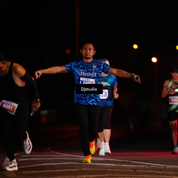 Runner Photo 4977411