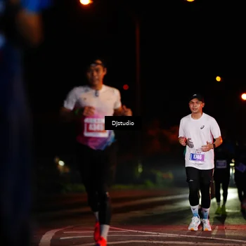 Runner Photo 4977463