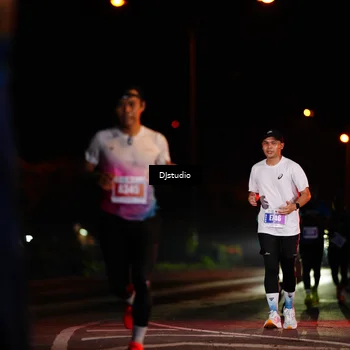 Runner Photo 4977465