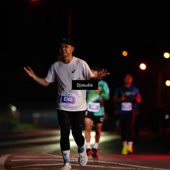 Runner Photo 4977497