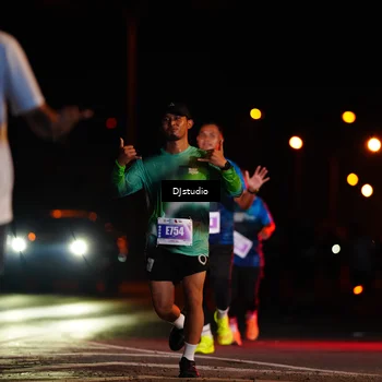 Runner Photo 4977500