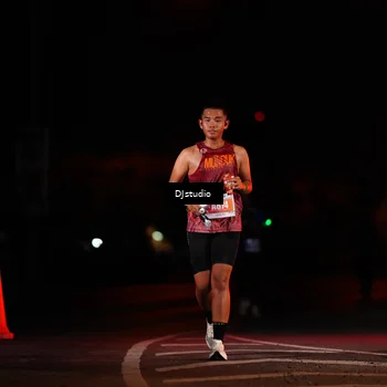 Runner Photo 4977719
