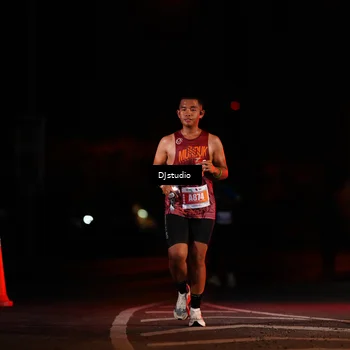 Runner Photo 4977723