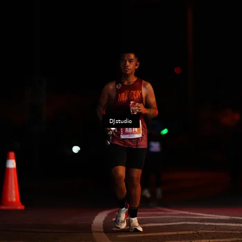 Runner Photo 4977725