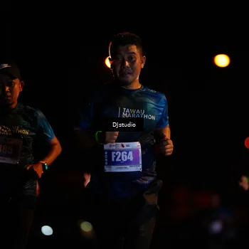 Runner Photo 4977834