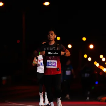 Runner Photo 4978009