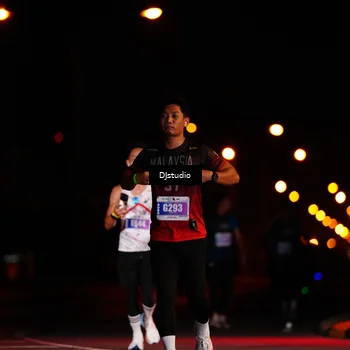 Runner Photo 4978010