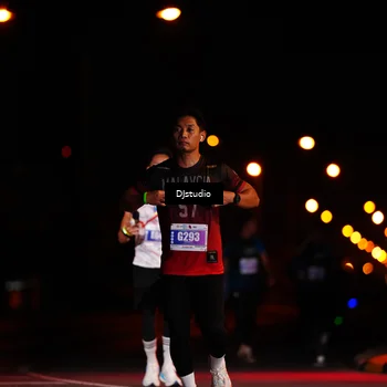 Runner Photo 4978011
