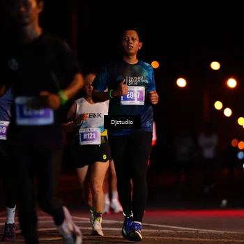 Runner Photo 4978123