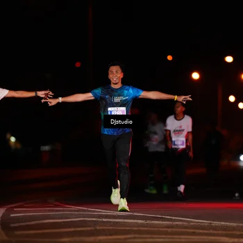 Runner Photo 4978159