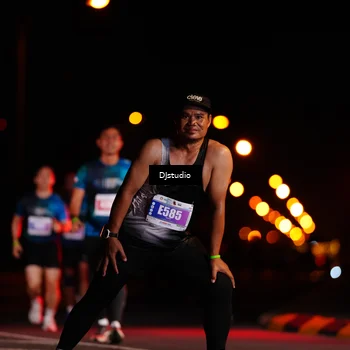 Runner Photo 4978337