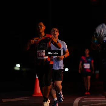 Runner Photo 4978441