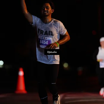 Runner Photo 4978727