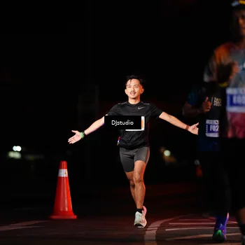 Runner Photo 4978824