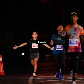 Runner Photo 4978827