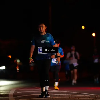 Runner Photo 4978909