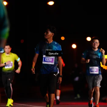 Runner Photo 4979457