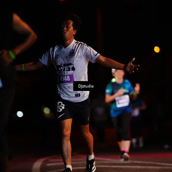 Runner Photo 4980015