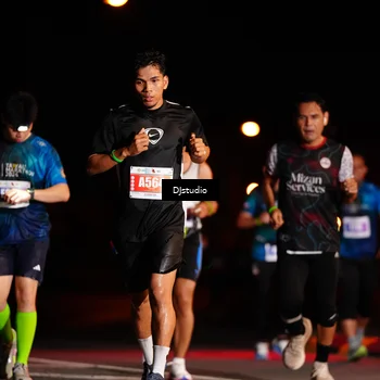 Runner Photo 4980870