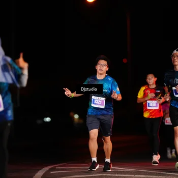Runner Photo 4981343