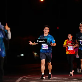 Runner Photo 4981345