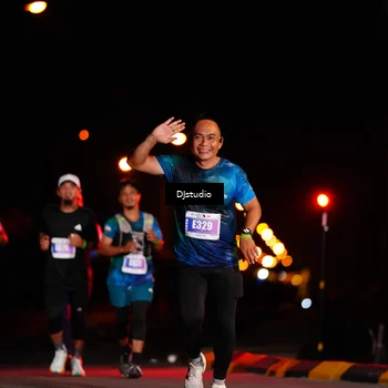 Runner Photo 4981800