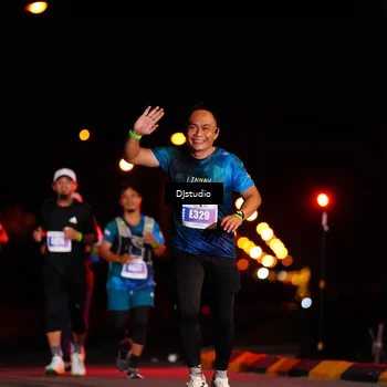 Runner Photo 4981801