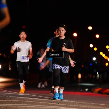Runner Photo 4982023