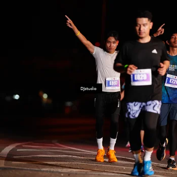 Runner Photo 4982040