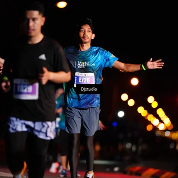 Runner Photo 4982048