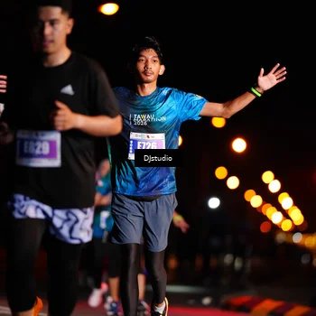 Runner Photo 4982051
