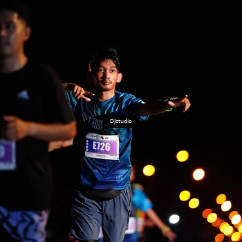 Runner Photo 4982063