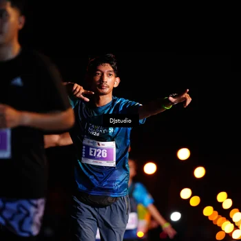 Runner Photo 4982066