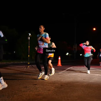 Runner Photo 4982379