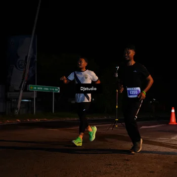 Runner Photo 4982800