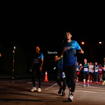 Runner Photo 4982941